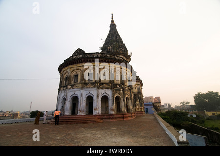 Un beau vieux temple dédié au dieu Rama à Ayodhya, en Inde. Banque D'Images