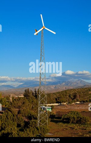 Éolienne résidentielle, Palmdale, Los Angeles County, Californie, USA Banque D'Images