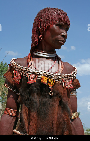 Femme mature tribu Hamer, Turmi, vallée de l'Omo, Ethiopie Banque D'Images