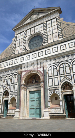 Santa Maria Novella, complété par Leon Battista Alberti (1470), Florence, Italie Banque D'Images