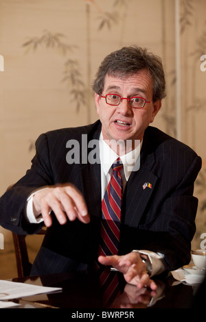 Howard Gutman, Ambassadeur des États-Unis au Royaume de Belgique, donne une conférence de presse pour expliquer la position des Etats-Unis sur le changement climatique Banque D'Images