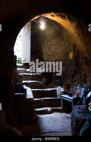 Cave à vin en Gargoles de Abajo. Tryp Guadalajara région. Province de Guadalajara. Castille La Mancha. Espagne Banque D'Images