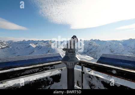 Plate-forme d'observation, Mt summit station Nebelhorn, 2224m, Oberstdorf, Allgaeu, Bavaria, Germany, Europe Banque D'Images