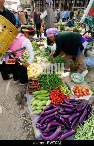 Marché plein air, Xizhou, Yunnan, Chine Banque D'Images