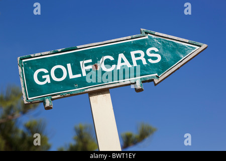 Signe pour les voitures de golf sur un parcours de golf à Mijas-Costa, la province de Malaga, Costa del Sol, Espagne Banque D'Images