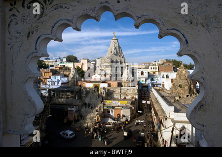 Inde du Rajasthan Udaipur city Temple Jagdish Asia travel Janvier 2008 maisons fenêtre Banque D'Images