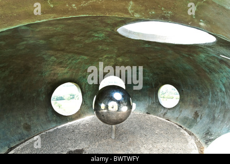 L'Atome panopticon situé dans le Lancashire, Breistroff-la-conçu par Peter Meacock avec Katarina Novomestska Banque D'Images