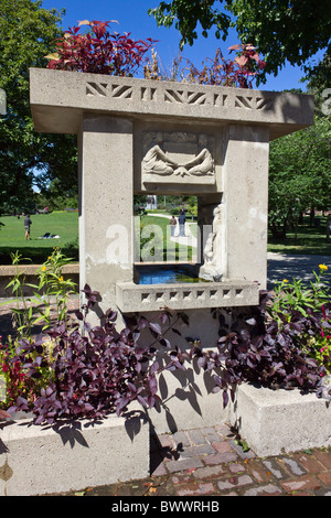 Horse Show (Horseshoe) Fontaine, conçu par Frank Lloyd Wright, Oak Park, Illinois Banque D'Images