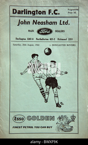 Match de football officiel pour le programme F Darlington C v Doncaster Rovers le samedi 20 août 1960 Banque D'Images