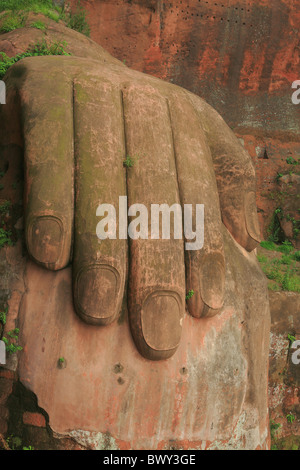 La main de grand Bouddha de Leshan, Leshan, province du Sichuan, Chine Banque D'Images