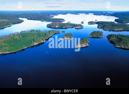 Finlande plan d'eau des îles îles scenery photo aérienne de conifères Forêt nature Savonlinna lake Saimaa Banque D'Images