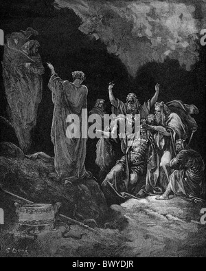 Gustave Doré ; Saul consulting la sorcière d'Endor (1 Samuel Ch 28) ; La gravure en noir et blanc Banque D'Images