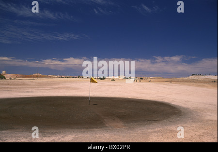 L'Australie Coober Pedy Golf Club Coober Pedy Australie du Sud drapeau sable trou de golf amateur Banque D'Images