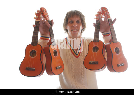 Andy Ferris, musicien et animateur de talent multiple, a commencé comme animateur pour enfants. Il peut également signer son acte pour déficience auditive. Banque D'Images