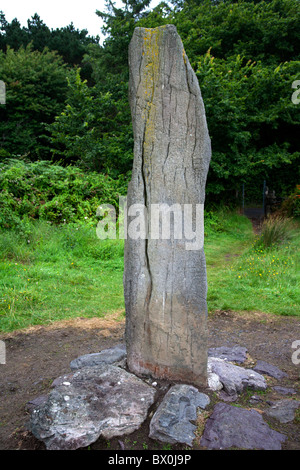 Pierre Ogham près de Caherdaniel Village, comté de Kerry, Irlande Banque D'Images