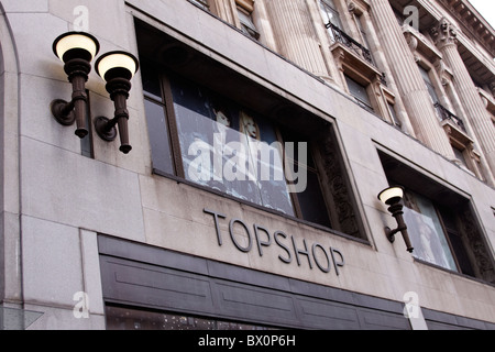 L'extérieur du magasin Topshop sur Oxford Street Banque D'Images