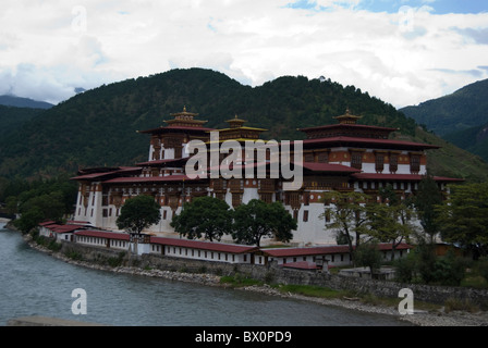 Punakha Dzong élégant ou le palais du bonheur et de la félicité Banque D'Images