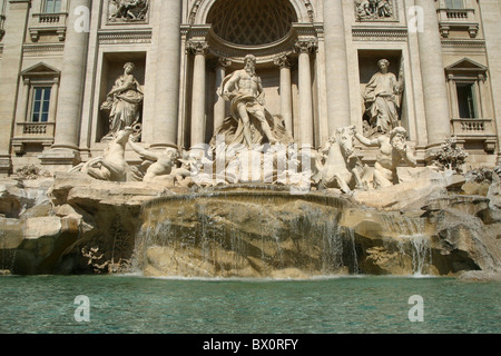 Fontana di Trevi à Rome, Roma, Italie Banque D'Images