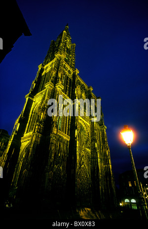Façade ouest, la cathédrale de Strasbourg, place de la cathédrale, la place de la cathedrale, ville de Strasbourg, Strasbourg, Alsace, France, Europe Banque D'Images
