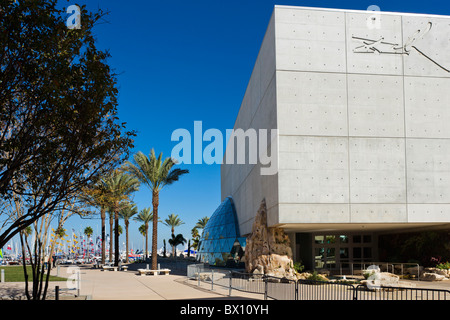 Le nouveau musée de Salvador Dali (2011), Jan ouvert St Petersburg, Florida, USA Banque D'Images