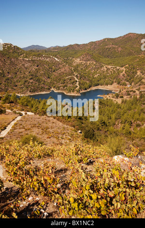 Barrage Diarizos, Troodos, Chypre Banque D'Images