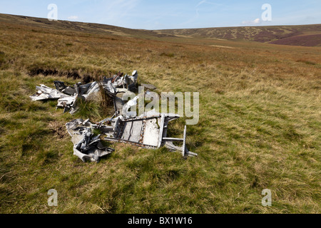 Épave de deux jets Sabre sur Ashop moor en dessous du plateau de Kinder scout dans le parc national de Peak District, Derbyshire, Royaume-Uni Banque D'Images