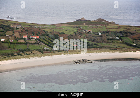 Vue aérienne de la baie ville supérieur plage St Martins Martin's Îles Scilly Cornwall UK automne hiver Banque D'Images