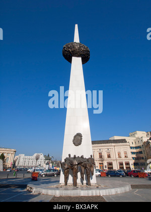 Le monument de la Renaissance monument à la place de la révolution à Bucarest, Roumanie Banque D'Images