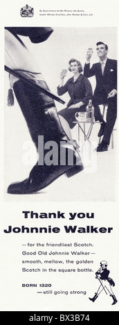 Johnnie Walker Scotch Whiskey publicité en noir et blanc dans le magazine vers 1958