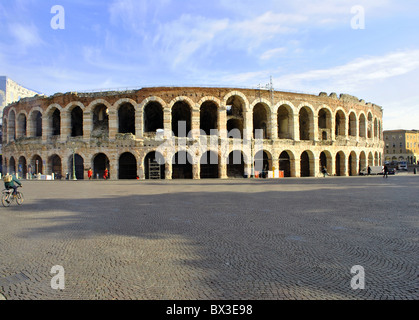 Arena di Verona amphithéâtre antique, une architecture typiquement romaine Banque D'Images