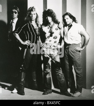 VAN HALEN photo promotionnelle de groupe rock américain c.1980 de l : Alex Van Halen, David Lee Roth, Edward Van Halen, Michael Anthony Banque D'Images