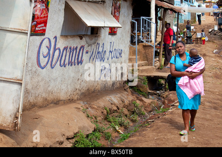 Obama White House Pub, de Kibera, Nairobi, Kenya Banque D'Images