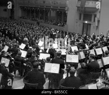 Roberto Benzi, Orchestre Philharmonique Tchèque Banque D'Images