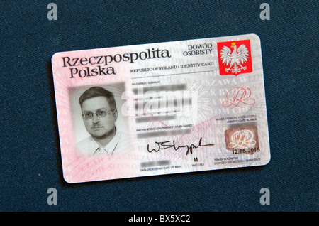Carte d'identité polonaise, valide pour voyager dans les pays de l'Union européenne Banque D'Images