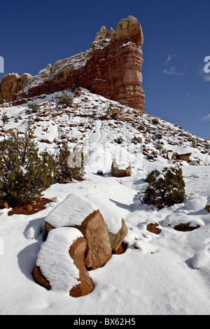 Neige fraîche sur les formations de roche rouge, Carson National Forest, Nouveau Mexique, États-Unis d'Amérique, Amérique du Nord Banque D'Images