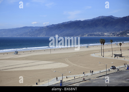 Plage, Montagnes de Santa Monica, Malibu, Los Angeles, Californie, États-Unis d'Amérique, Amérique du Nord Banque D'Images