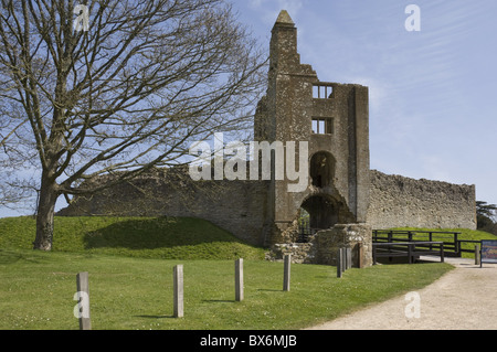 Ruines du 12ème siècle vieux château de Sherborne, bastion royaliste durant la Guerre Civile Anglaise, Sherborne, Dorset, England, UK Banque D'Images