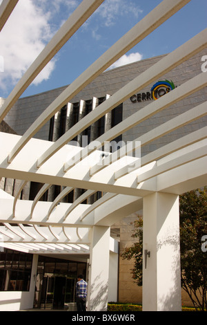 Bibliothèque de Cerritos, Cerritos, Californie, États-Unis. Banque D'Images