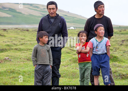 La famille dans l'ouest de la Mongolie Kazakh Banque D'Images