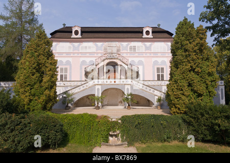 Jardins de ville historique tchèque Cesky Krumlov a fait appel à l'UNESCO Banque D'Images