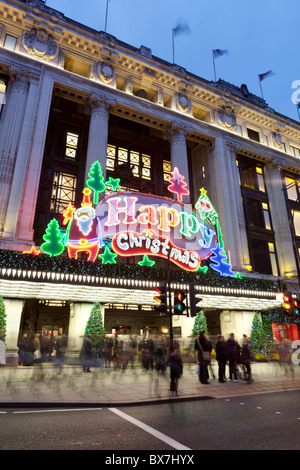 Grand magasin Selfridges sur Oxford Street à Noël (déc 2010) Banque D'Images