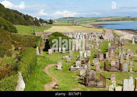 Les ruines de la chapelle Saint-Columba dans le cimetière de Keil, Dunaverty Bay, Southend, la péninsule de Kintyre, Argyll & Bute, Écosse Royaume-Uni Banque D'Images