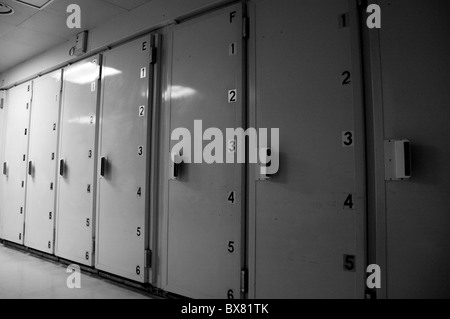 Chambre d'un réfrigérateur mortuaire Banque D'Images