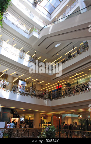 L'Emporium Shopping Centre, Quartier Khlong Toei, Bangkok, Thaïlande Banque D'Images