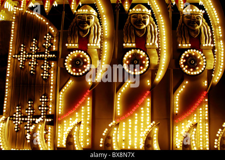 Carnaval de Noël lumières Glastonbury, Somerset, England, UK Banque D'Images