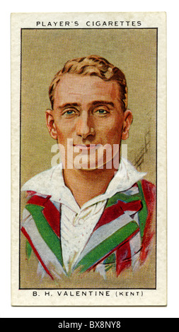 1934 carte de cigarette avec portrait de joueur de cricket Brian Valentine de Kent et l'Angleterre Banque D'Images