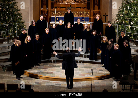 Texas Lutheran University's choir performance vêpres de Noël Une tradition de Noël effectués à Saint Martins Banque D'Images