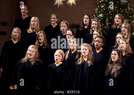 Texas Lutheran University's choir performance vêpres de Noël Une tradition de Noël effectués à Saint Martins Banque D'Images