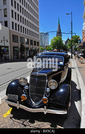 1934 Ford V8 Delux 5 vintage car la pate, Worcester Street, Christchurch, Canterbury, île du Sud, Nouvelle-Zélande Banque D'Images