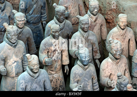 L'Armée de terre cuite, une ancienne collection de sculptures représentant des armées de Qin Shi Huang, le Premier Empereur de Chine, Xi'an, Chine Banque D'Images